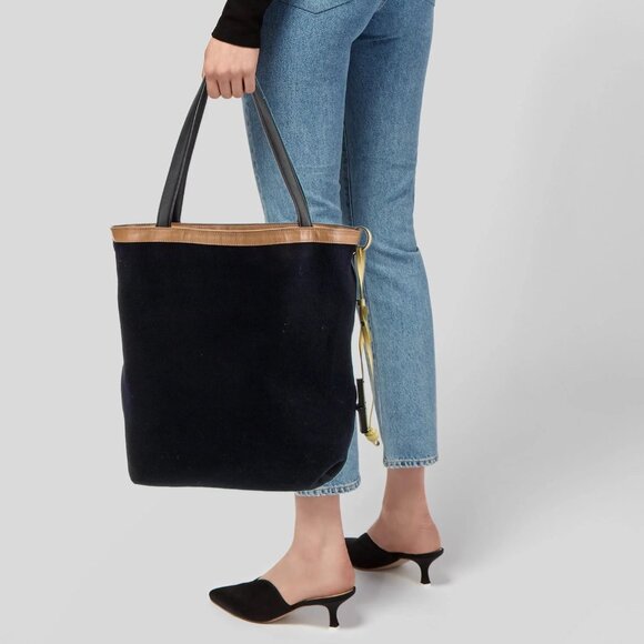 LORO PIANA REVERSIBLE Inside-Out Tote w/ Pouch ~ Leather & Storm System Cashmere - Picture 2 of 7